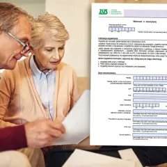 Starsze małżeństwo analizuje dokumenty ZUS dotyczące emerytury. Wniosek o emeryturę zawiera rubryki na dane osobowe, PESEL, NIP, datę urodzenia i inne informacje potrzebne do ustalenia, jakie dokumenty do emerytury są wymagane.