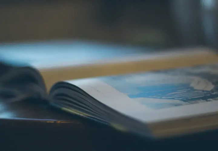 Co można robić po studiach historycznych? Odkryj ciekawe ścieżki kariery