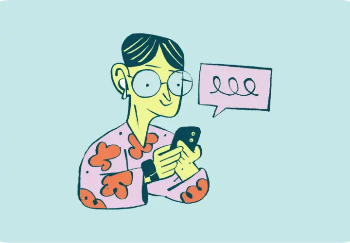 Ilustracja: osoba w okularach i bluzie w kwiaty trzyma smartfon, obok dymek z tekstem.