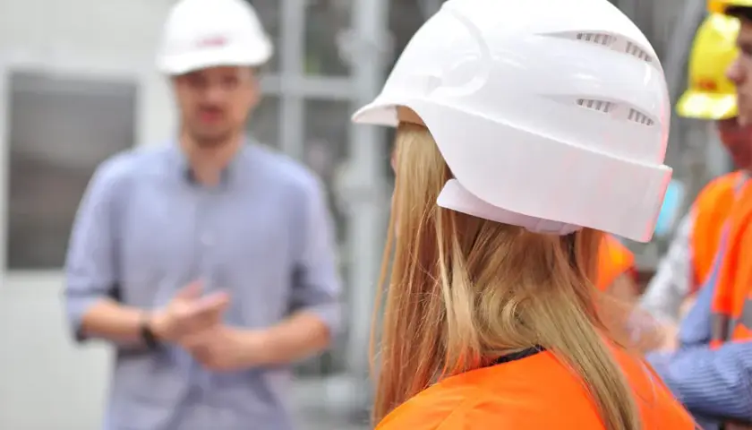 Fizyka techniczna praca po studiach – jakie masz możliwości zatrudnienia?