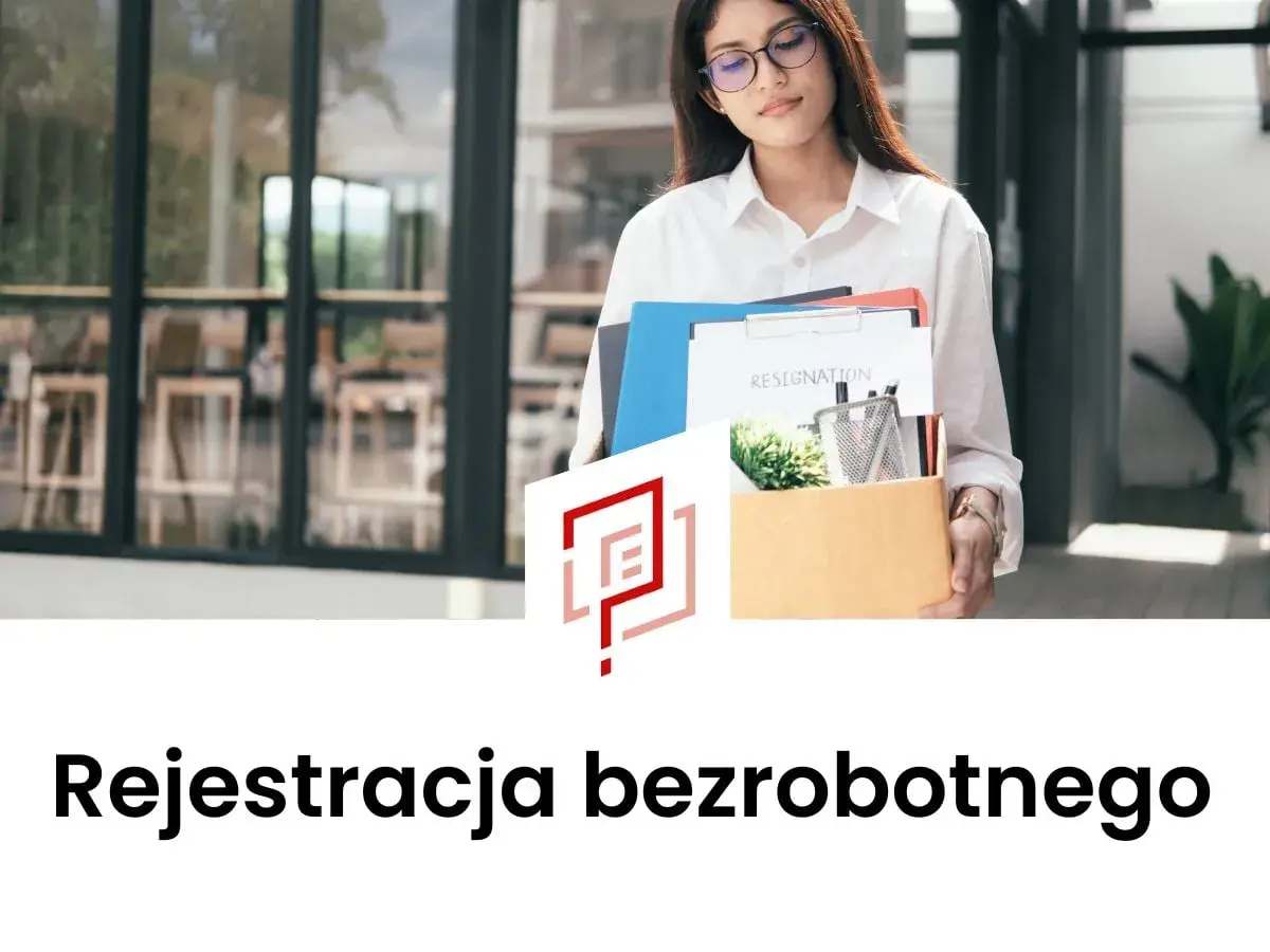 Kobieta z pudełkiem rzeczy osobistych i dokumentem "Resignation" wychodzi z biura.